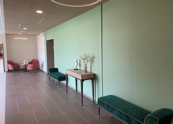 Appart hôtel Domitys Les Demoiselles - Résidence Intergénérationnelle